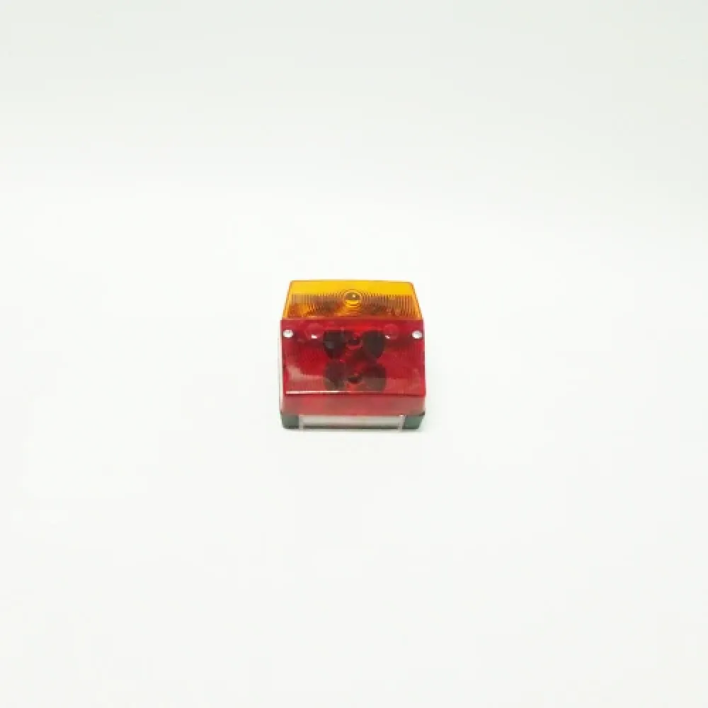 Ліхтар задній причепа Ф400-3716