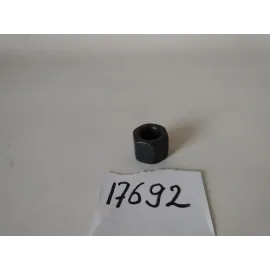 Гайка колеса