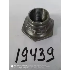 Гайка вала ВОМ