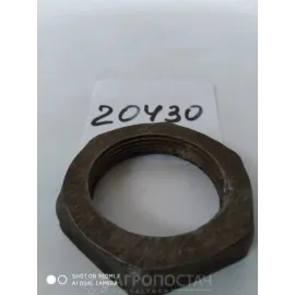 Гайка вала реверса