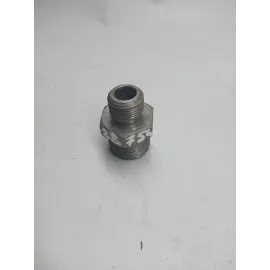 Штуцер крутий