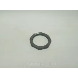 Гайка ступицы бортовой передачи