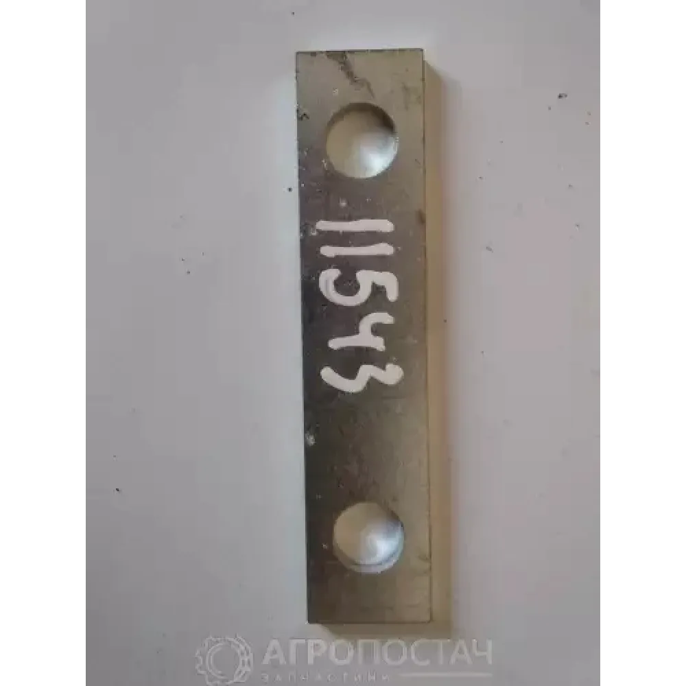 Прокладка регулировочная ножа режущего аппарата 3518050-14754 Versatile Дон-1500