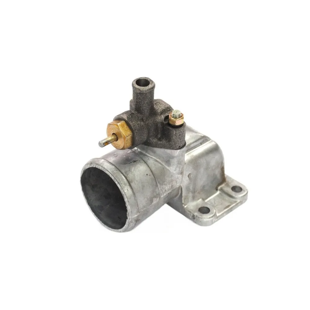 Патрубок водяного насосу 240-1307085 КИРОВЕЦЬ K-701