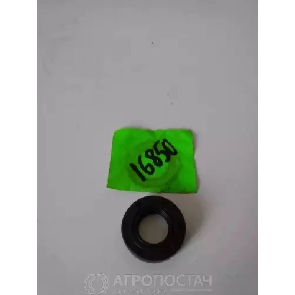 Манжета насосу НШ-10 2.2-16х30-7 ЛТЗ Т-40, ХТЗ T-150, ХТЗ T-150К(ХТЗ)