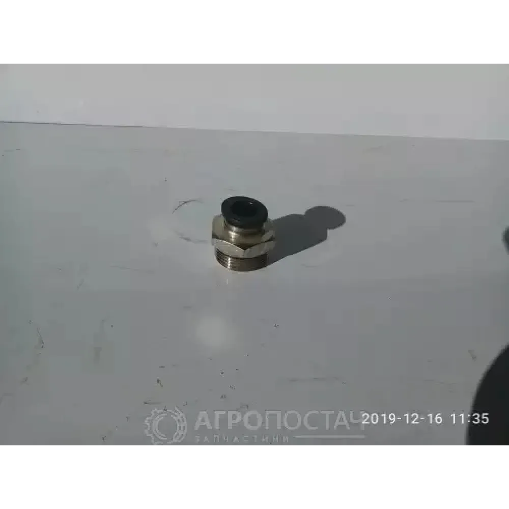 Соединение трубок резьбовое металлическое PE PUC