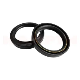 Манжета вала заднего моста правая