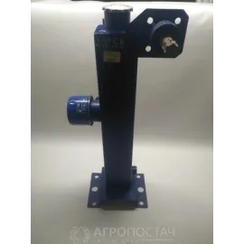 Гідробак з кронштейном