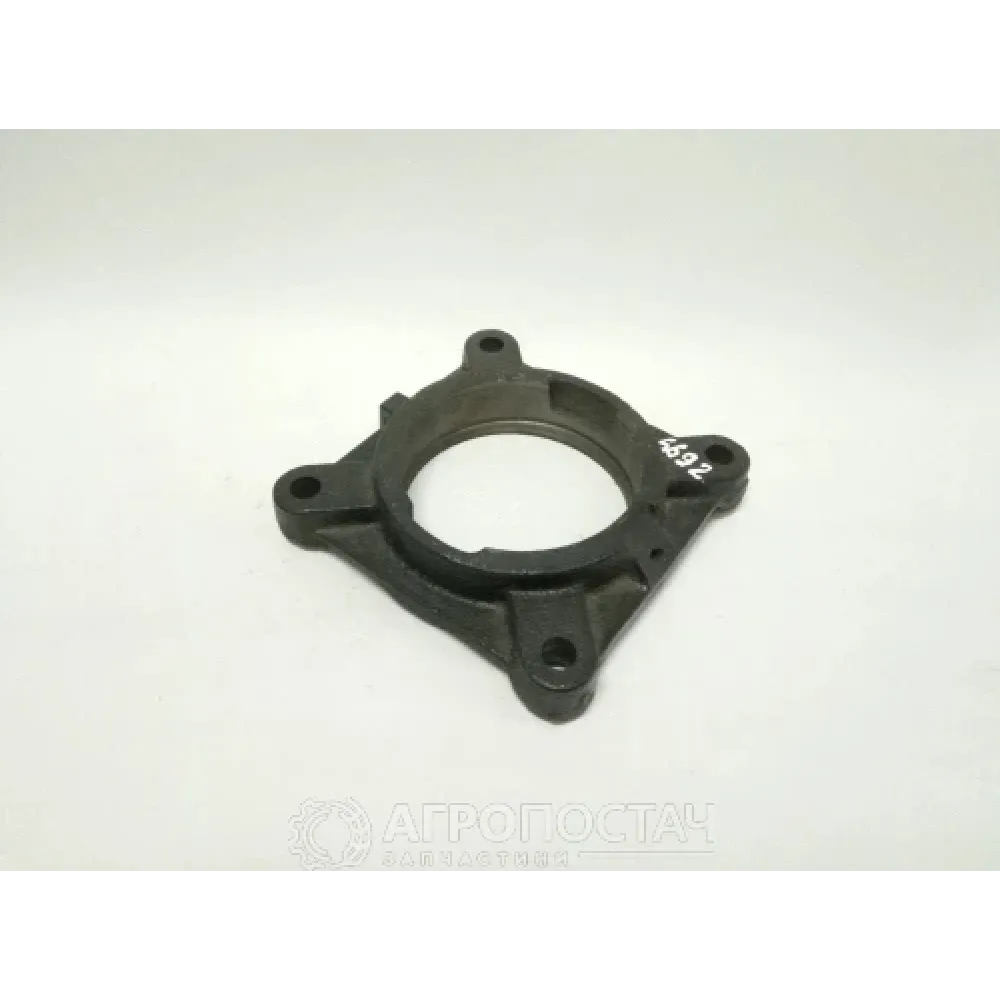 Корпус підшипника бітера відбійного на 4 отвори під підшипник Н 027.116 Versatile Дон-1500