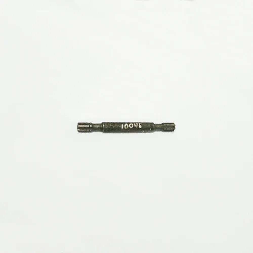 Валик приводу насосу оливного Д08-028А ЮМЗ 6