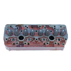 Головка блоку в зборі з клапанами з отворами під свічки розжарювання