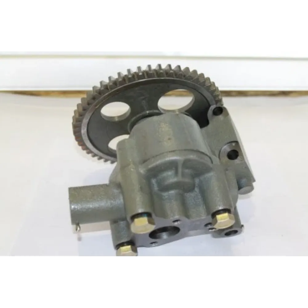 Насос масляный 740-1011014