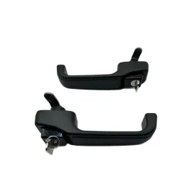 Комплект ручек дверей наружных с ключом