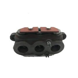 Головка цилиндра насоса опрыскивателя