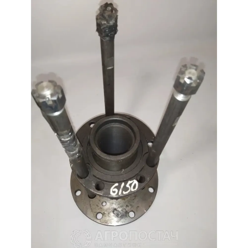 Ступиця шківа відбійного бітера з болтами в зборі РСМ-10.01.15.420 Versatile Дон-1500