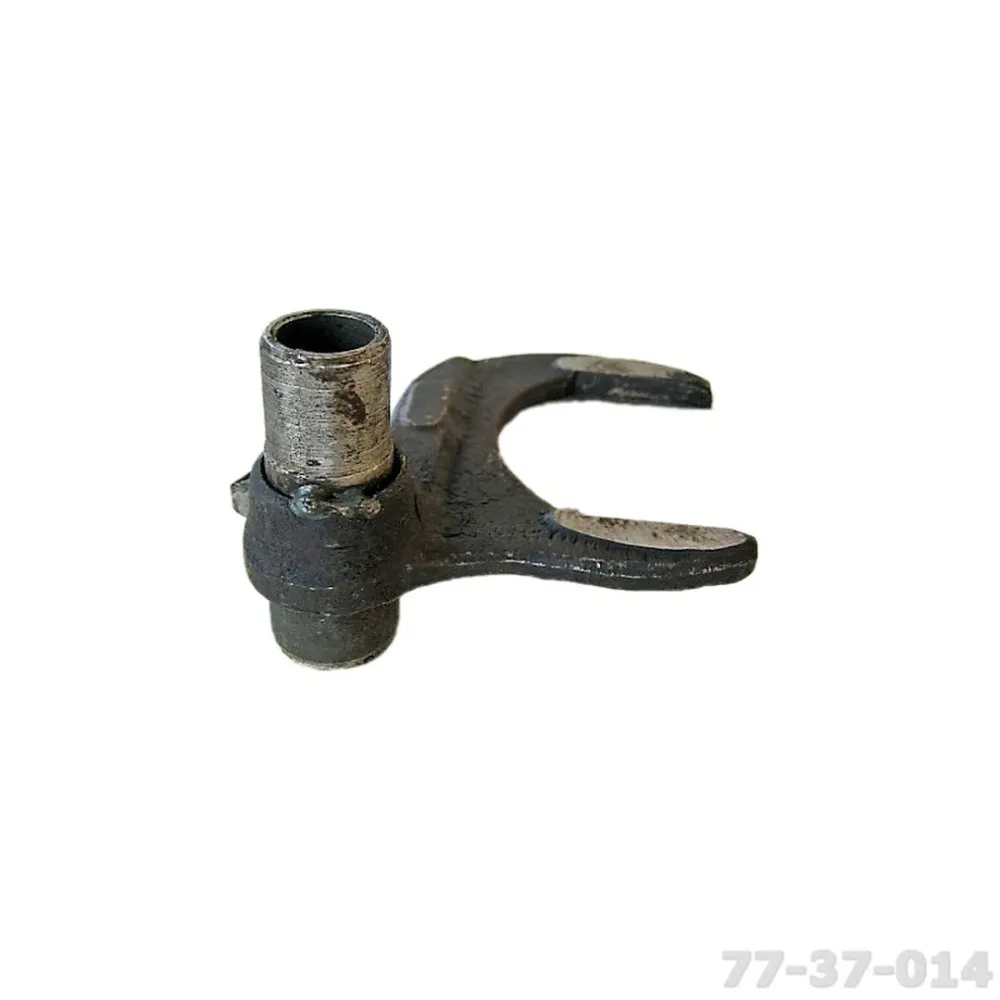 Вилка перемикання 1-ї та 2-ї передач 77.37.014 ВгТЗ ДТ-75