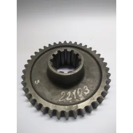 Шестерня ведомая промежуточного вала 4-й передачи