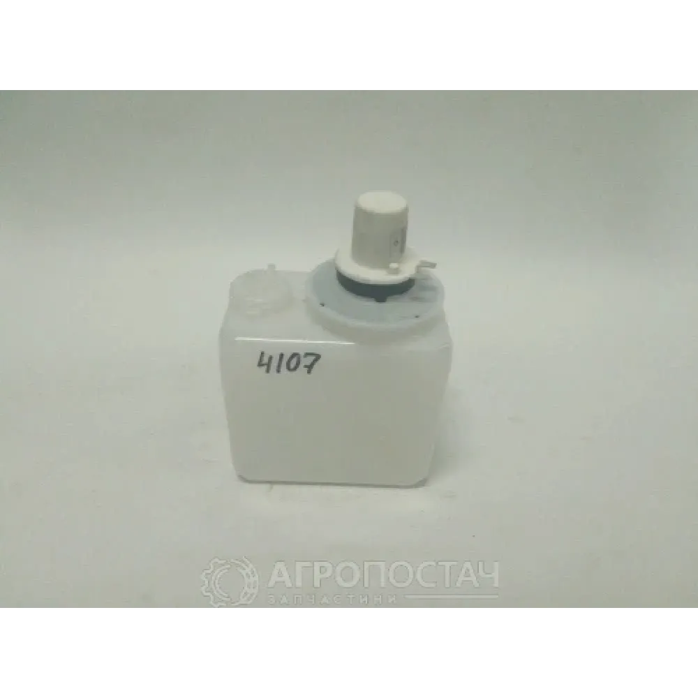 Бачок омивача 24 В в зборі 1112.5208000-01 КамАЗ 5230, КамАЗ 5320
