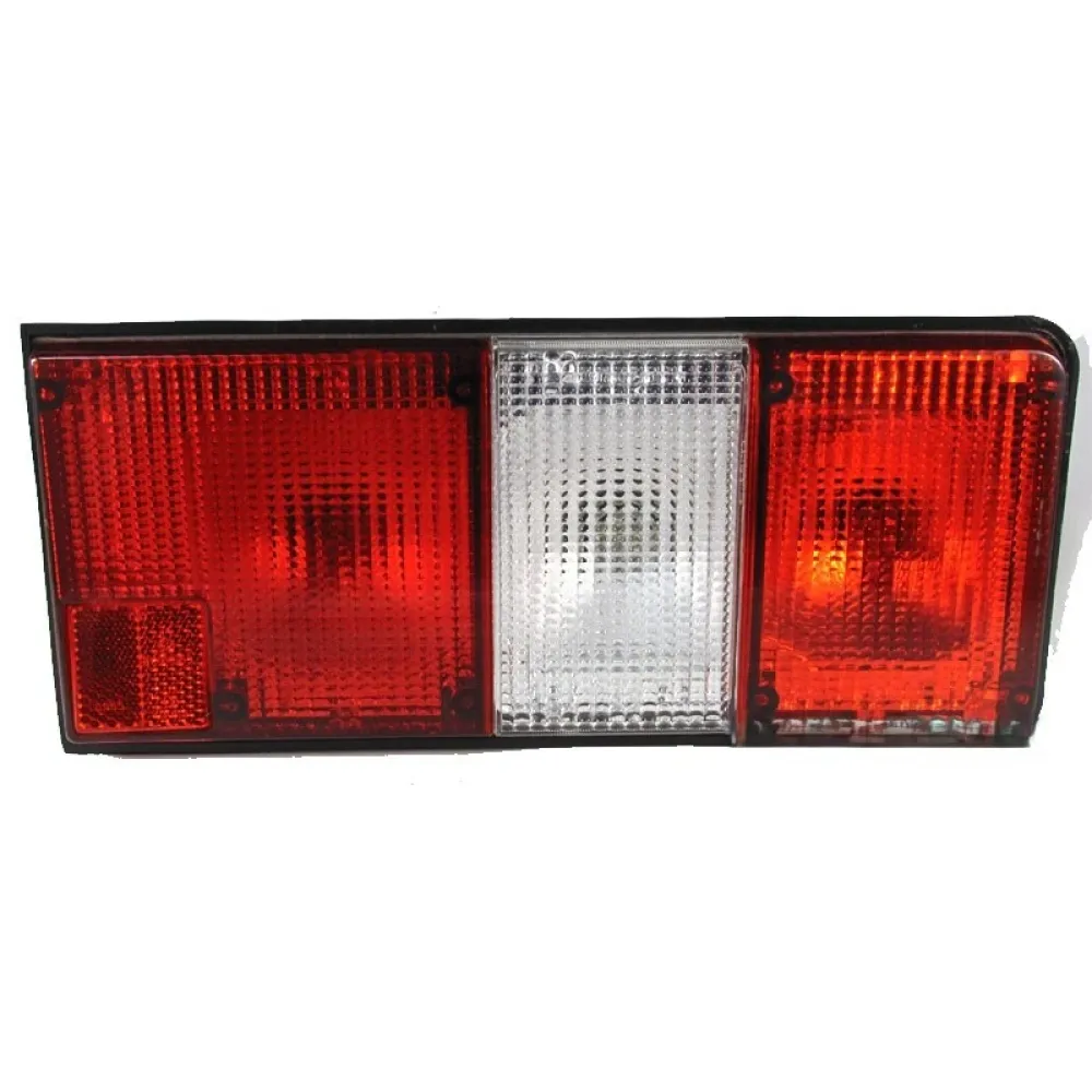 Ліхтар задній правий прямий