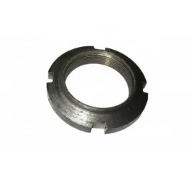 Гайка валу КПП