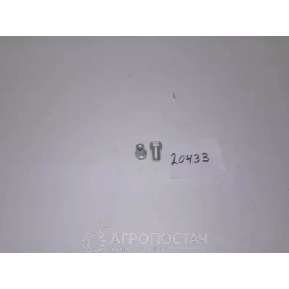 Гайка клапанної кришки