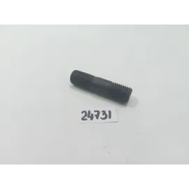 Шпилька півосі