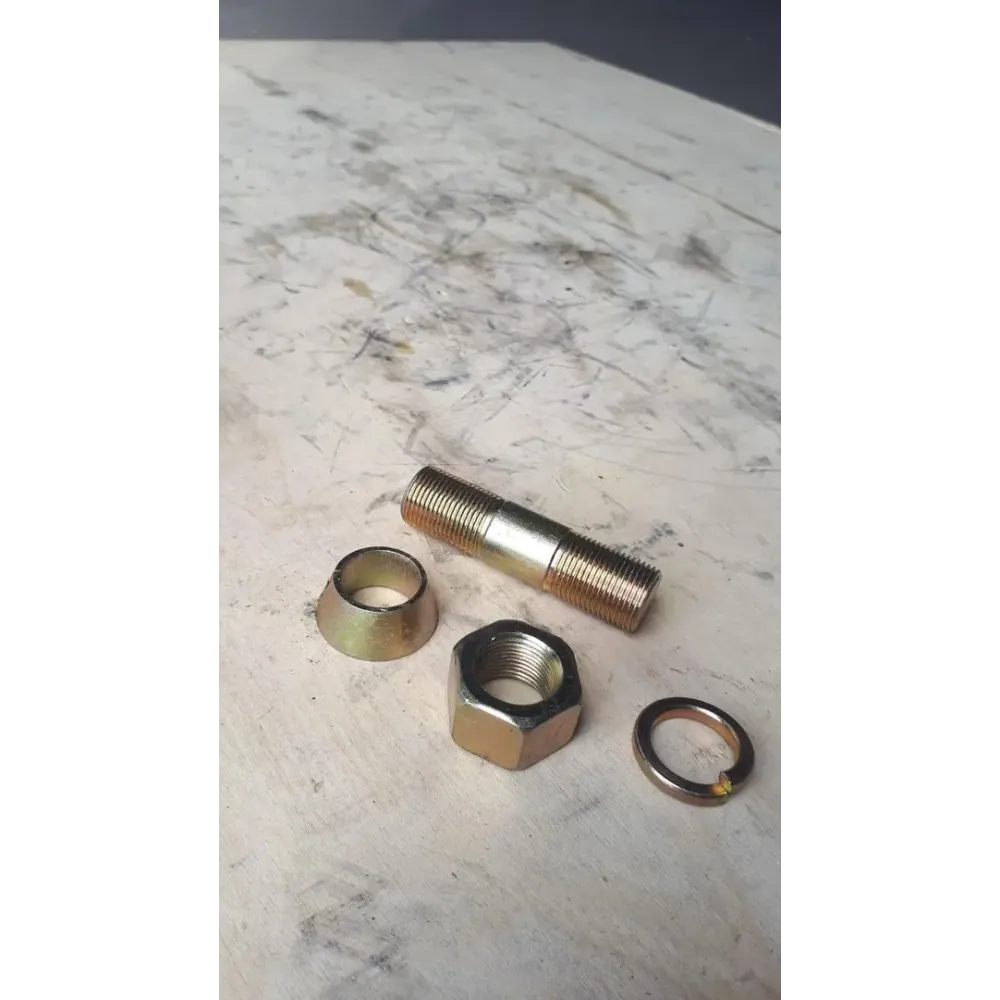 Шпилька кріплення реактивної штанги в зборі