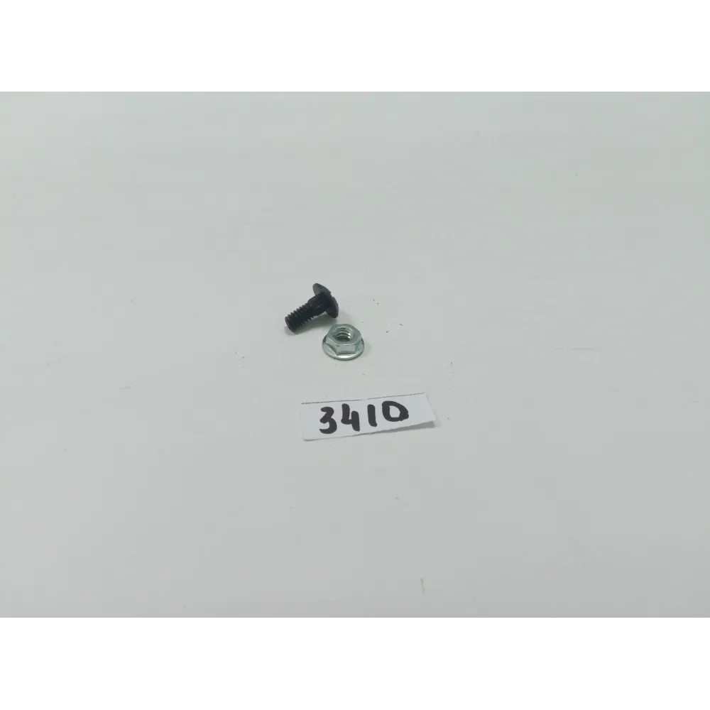 Болт сегмента з гайкою