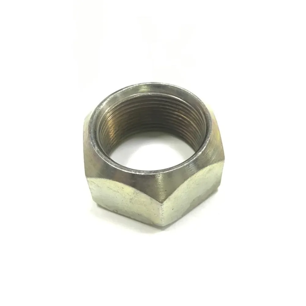 Гайка колеса заднього права