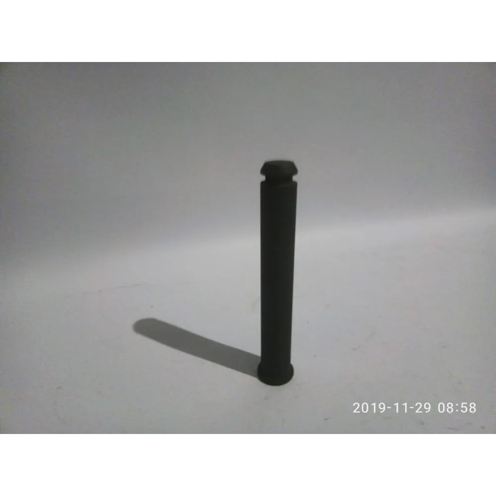 Палець гідроциліндра навішування нижній
