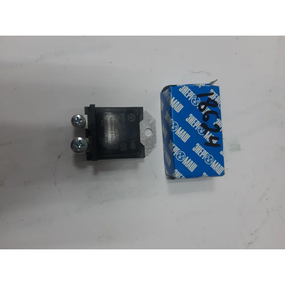 Регулятор напруги 14 В РР362Б1.3702 ВгТЗ ДТ-75, ГАЗ 53, МТЗ 80, МТЗ 82