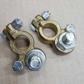 Комплект клем АКБ 12-24 В з латуні під болт