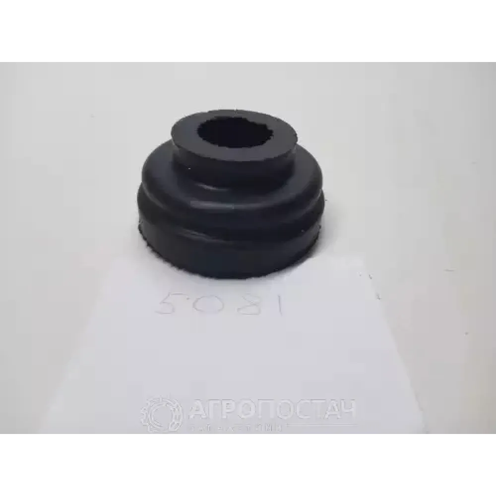 Чохол пальця кермових тяг 24-3003162 ГАЗ 24