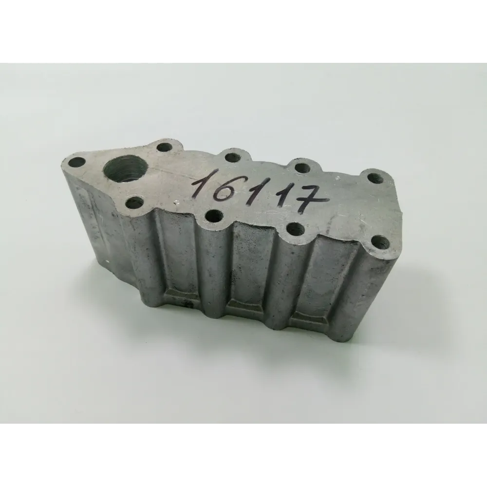 Кришка нижня розподільника Р80.23.20.123 ВгТЗ ДТ-75, МТЗ 80, МТЗ 82, ХТЗ T-150, ХТЗ T-150К(ХТЗ), ЮМЗ 6