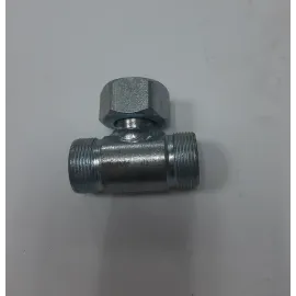 Перехідник-трійник з гайкою