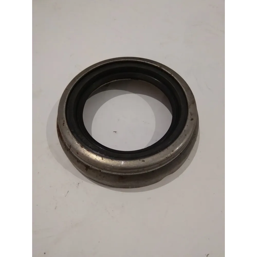 Манжета ступицы передней металлическая 51-1005032 ГАЗ 53