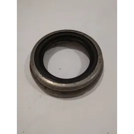 Манжета ступицы передней металлическая