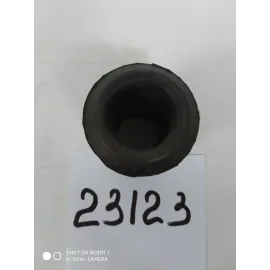Втулка гуркоту верхнього стану підвіски молотарки