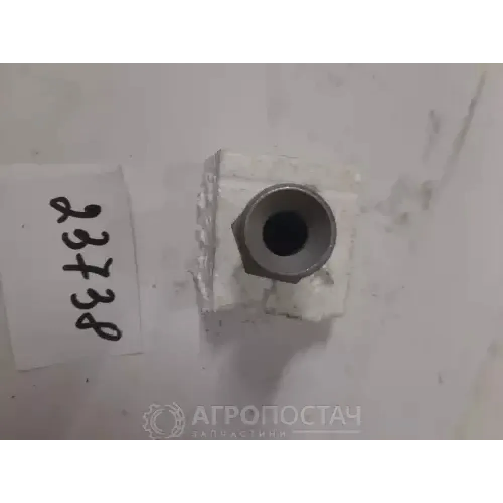 Фитинг с внешней коничной резьбой
