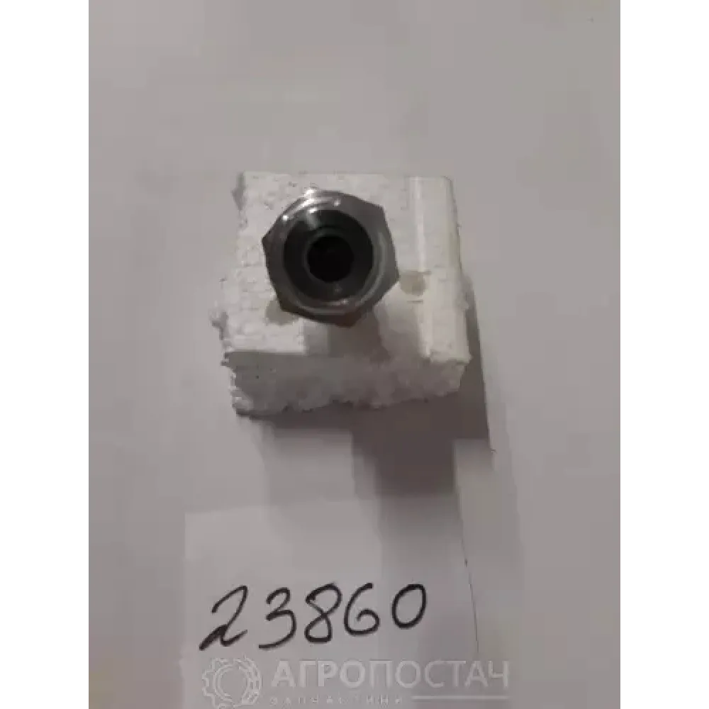 Штуцер MM0822