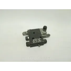 Клапан управления рулевого под ГУР