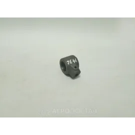 Втулка пальца шнека жатки