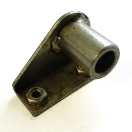 Кронштейн тяги керування блокуванням