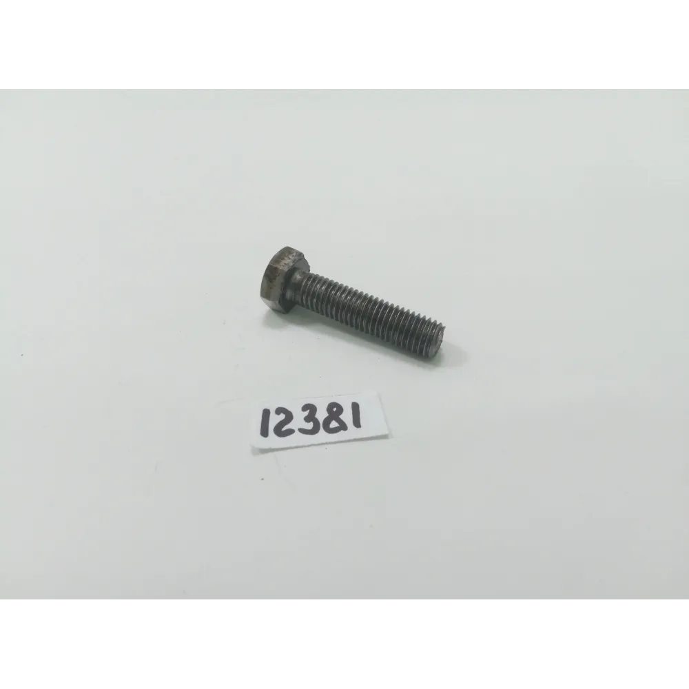 Болт 7798