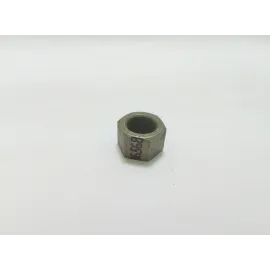 Гайка шпильки корпуса рамы