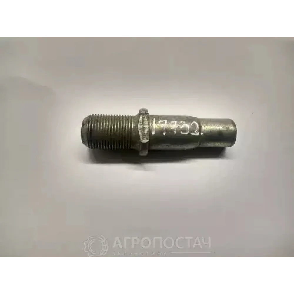 Шпилька заднего колеса левая 130-3104051 ЗИЛ 130