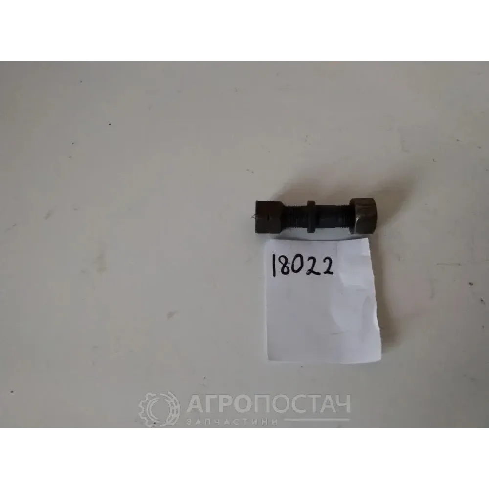 Шпилька колеса с гайками левая ПТС-М16х1.5