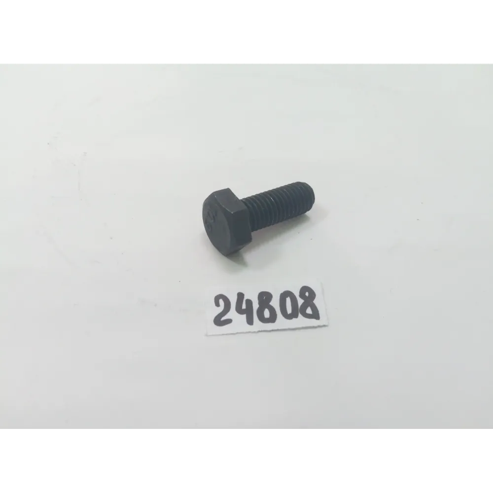 Болт DIN 931