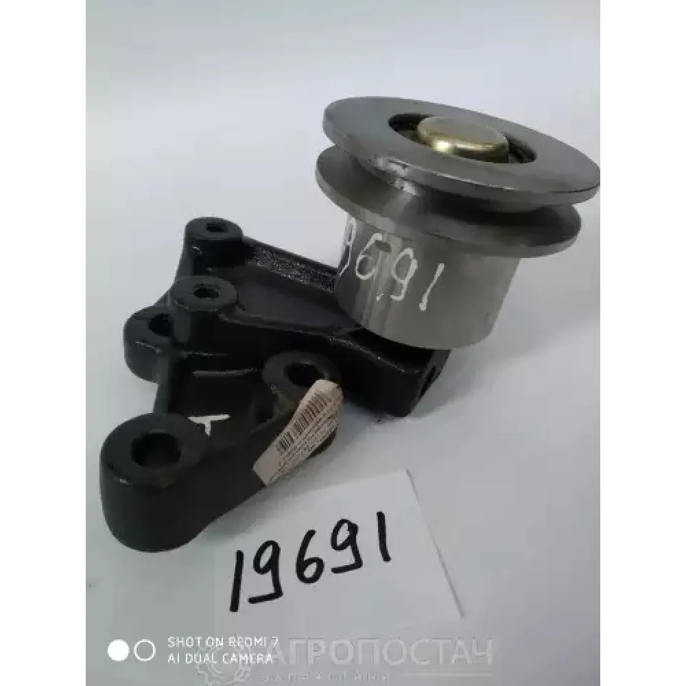 Устройство натяжное ремня насоса водяного 7511-1307155