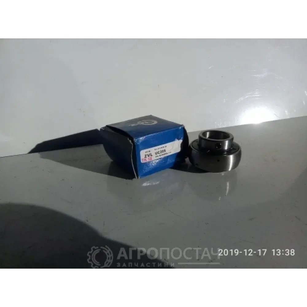 Подшипник в сферической обойме 205UC